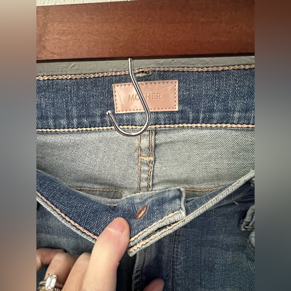New MOTHER Mother Dazzler Ankle Fray Weekend Kitten Distressed Size 30 - Picture 11 of 14